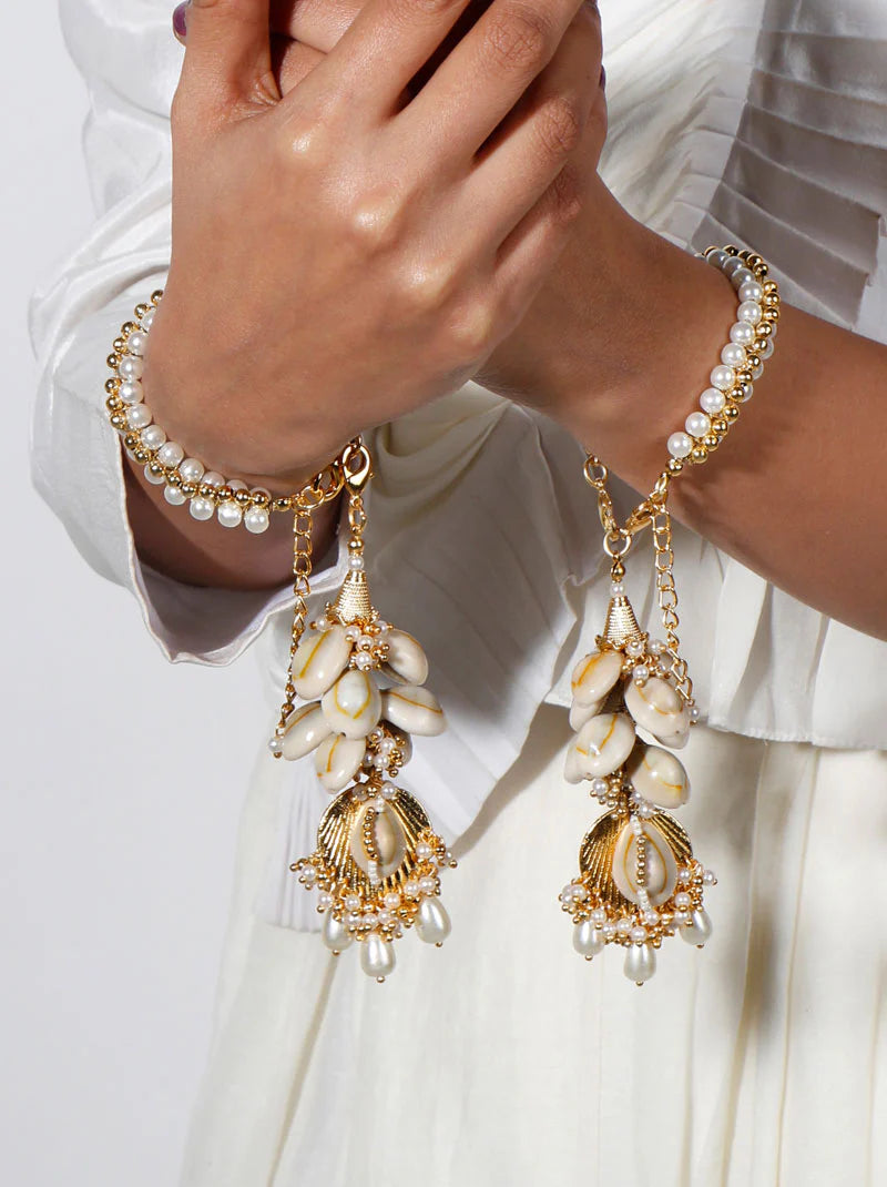 Exquisite Shells Kaleera with Bangle