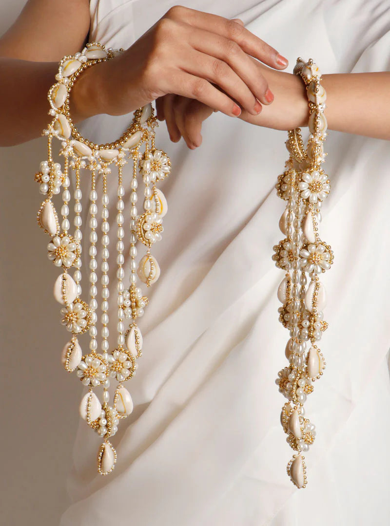 Long Shells Pearl White Kaleera With Kada