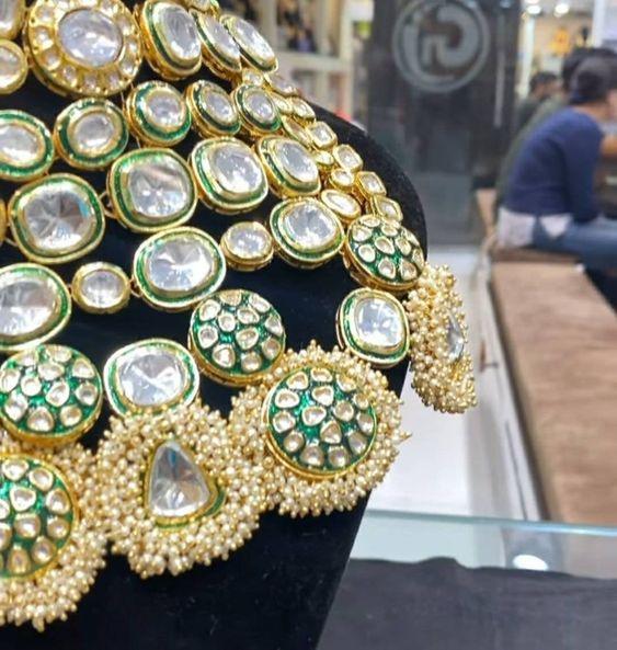 Green Pachi Kundan Royal Choker Elegant Rajwada Bridal Jewellery Set Indian Wedding Bridal Gold Plated Jewelry Set - JAI HO INDIA