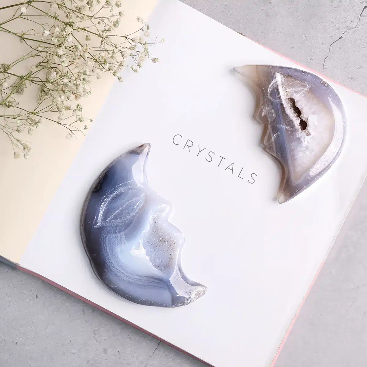 Agate Half Moon Face With Stand